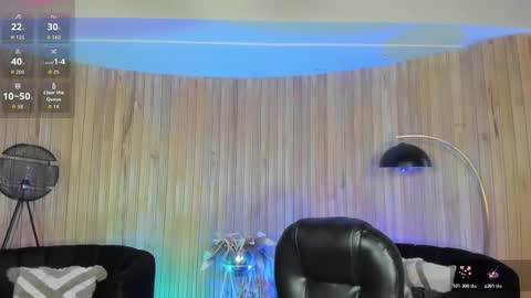 Violett  online show from February 26, 2026, 6:51 pm