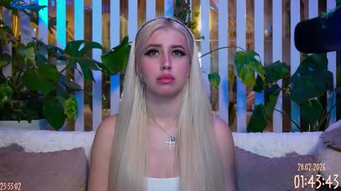 Snapshot of violetttttacb chatting on February 28, 2026, 8:32 pm Violetta online show from February 28, 2026, 8:32 pm