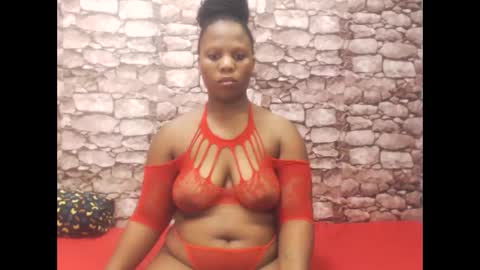 Snapshot of violettx699 chatting on December 4, 2024, 10:13 am violettx699 online show from December 4, 2024, 10:13 am