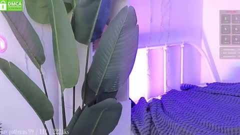 Snapshot of violetvio1ator chatting on March 21, 2026, 10:31 am Dommy mommy online show from March 21, 2026, 10:31 am