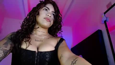 Snapshot of violetwitch05 chatting on February 20, 2025, 9:09 pm Violet online show from February 20, 2025, 9:09 pm