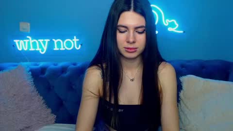 viollinalv online show from January 14, 2025, 8:41 am