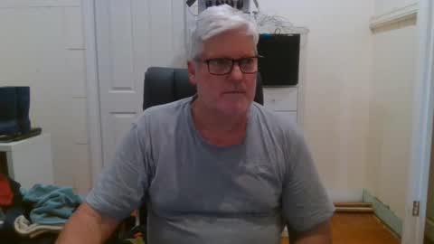 Snapshot of viper654321 chatting on December 31, 2024, 7:10 am viper654321 online show from December 31, 2024, 7:10 am