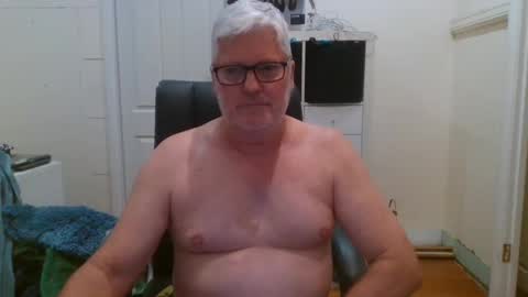 Snapshot of viper654321 chatting on February 24, 2025, 8:17 am viper654321 online show from February 24, 2025, 8:17 am