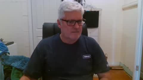 Snapshot of viper654321 chatting on March 3, 2025, 7:43 am viper654321 online show from March 3, 2025, 7:43 am