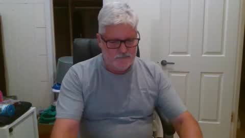 Snapshot of viper654321 chatting on November 26, 2025, 8:04 am viper654321 online show from November 26, 2025, 8:04 am