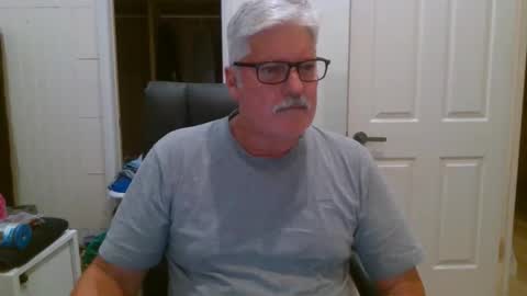 Snapshot of viper654321 chatting on November 28, 2025, 9:12 am viper654321 online show from November 28, 2025, 9:12 am