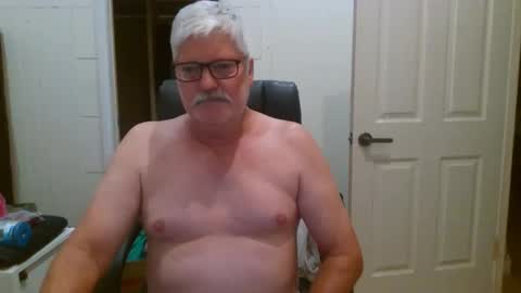 Snapshot of viper654321 chatting on December 1, 2025, 7:35 am viper654321 online show from December 1, 2025, 7:35 am