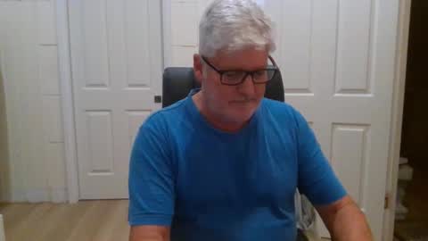 Snapshot of viper654321 chatting on April 14, 2026, 7:36 am viper654321 online show from April 14, 2026, 7:36 am