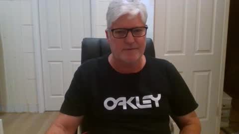 Snapshot of viper654321 chatting on April 20, 2026, 7:44 am viper654321 online show from April 20, 2026, 7:44 am