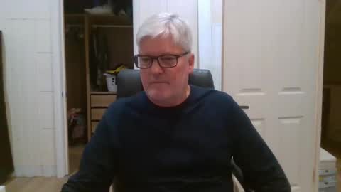 Snapshot of viper654321 chatting on May 23, 2026, 8:40 am viper654321 online show from May 23, 2026, 8:40 am