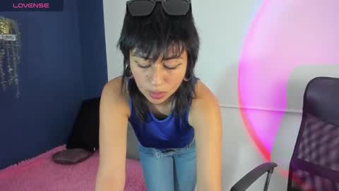 viperlix_ online show from December 17, 2025, 12:05 am