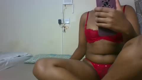 Snapshot of vipvelvetlovers chatting on January 10, 2026, 12:07 pm velvets online show from January 10, 2026, 12:07 pm