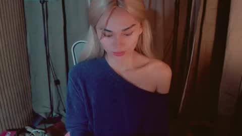Snapshot of virgenpearl chatting on October 8, 2025, 3:04 am Pearl online show from October 8, 2025, 3:04 am
