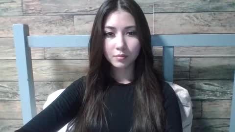 Snapshot of virgi_hicks chatting on October 4, 2025, 6:17 pm Virginia online show from October 4, 2025, 6:17 pm