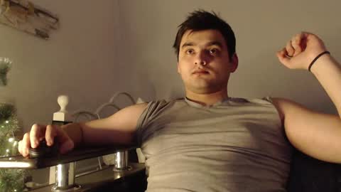 virgil____ online show from December 19, 2024, 8:13 pm