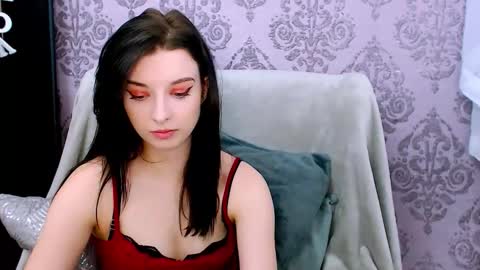 Snapshot of virgiluna chatting on February 15, 2026, 8:27 pm VirginLuna online show from February 15, 2026, 8:27 pm