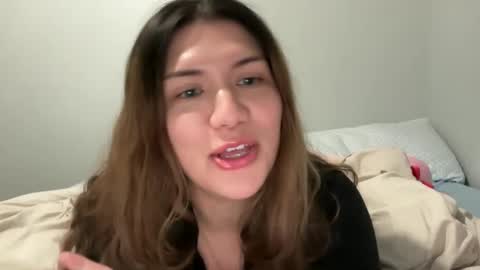 Snapshot of virgngirl chatting on September 27, 2025, 3:33 am Virgngirl online show from September 27, 2025, 3:33 am