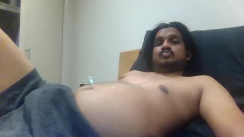 Snapshot of visionzzzz chatting on January 1, 2025, 10:00 am Visionzzzz online show from January 1, 2025, 10:00 am