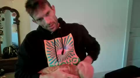 Pachinko De Gallo online show from November 10, 2025, 8:19 pm