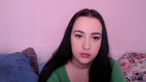 Snapshot of vitalina_freedom chatting on December 14, 2024, 9:29 am Vitalina online show from December 14, 2024, 9:29 am