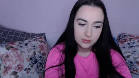 Snapshot of vitalina_freedom chatting on December 18, 2024, 12:40 pm Vitalina online show from December 18, 2024, 12:40 pm