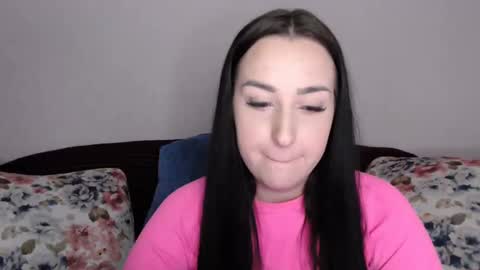 Snapshot of vitalina_freedom chatting on January 4, 2025, 2:56 pm Vitalina online show from January 4, 2025, 2:56 pm