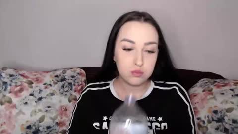 Snapshot of vitalina_freedom chatting on January 7, 2025, 2:51 pm Vitalina online show from January 7, 2025, 2:51 pm