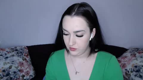 Snapshot of vitalina_freedom chatting on January 24, 2025, 11:37 am Vitalina online show from January 24, 2025, 11:37 am