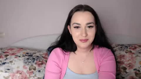 Snapshot of vitalina_freedom chatting on February 21, 2025, 5:53 pm Vitalina online show from February 21, 2025, 5:53 pm
