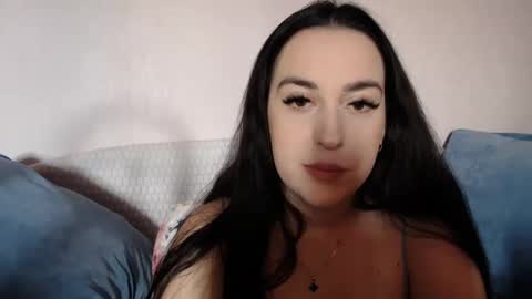 Snapshot of vitalina_freedom chatting on October 28, 2025, 10:08 am Vitalina online show from October 28, 2025, 10:08 am