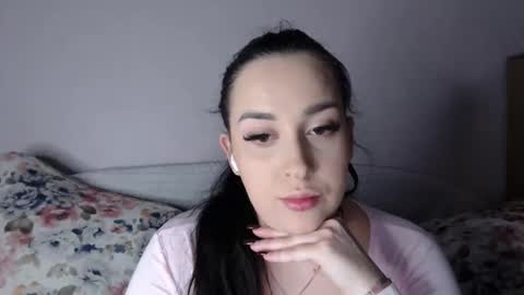 Vitalina online show from December 18, 2025, 2:23 pm