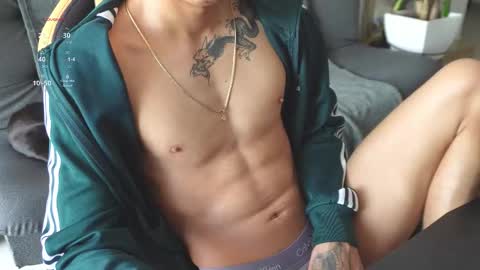 VITO BENZ online show from November 8, 2025, 2:50 pm