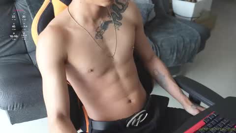 Snapshot of vito_benz chatting on January 19, 2026, 4:11 pm VITO BENZ online show from January 19, 2026, 4:11 pm