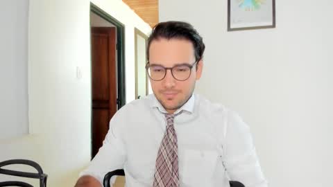 Vito Ferrer online show from March 16, 2026, 3:49 pm