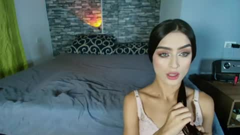 Snapshot of vitoriia_ chatting on June 22, 2026, 4:20 am vitoriia_ online show from June 22, 2026, 4:20 am
