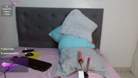 VITTORIA  online show from January 31, 2025, 12:18 pm