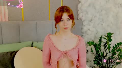 vivi_west online show from July 5, 2026, 6:26 pm