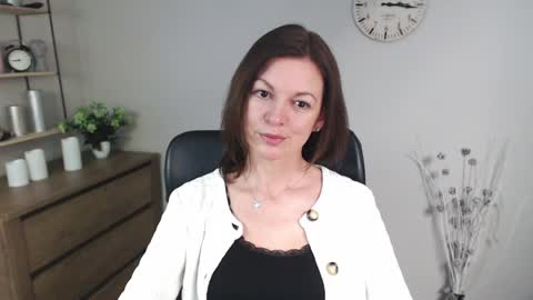 Vivian online show from January 16, 2025, 6:46 am