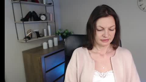 Vivian online show from February 17, 2025, 10:29 am