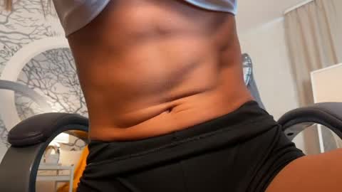 Vivian Evans online show from May 15, 2026, 11:56 pm