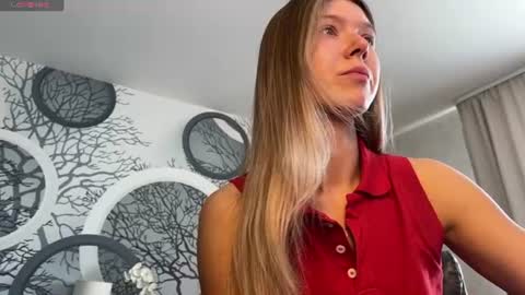 Vivian Evans online show from June 18, 2026, 1:28 am