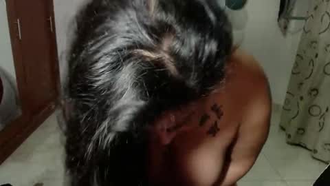 vivian_milf_paint online show from October 9, 2025, 3:48 am