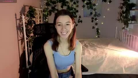 Snapshot of vivianbrooks_ chatting on August 4, 2026, 6:10 pm Viv online show from August 4, 2026, 6:10 pm