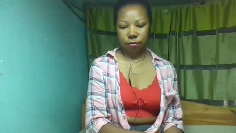 viviane0812 online show from November 20, 2025, 7:08 am