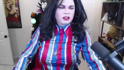 VivianFrosty online show from September 18, 2025, 3:47 pm