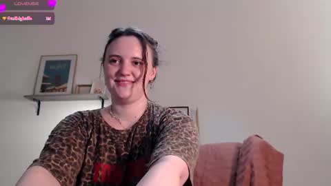 Lela online show from June 20, 2026, 10:12 pm