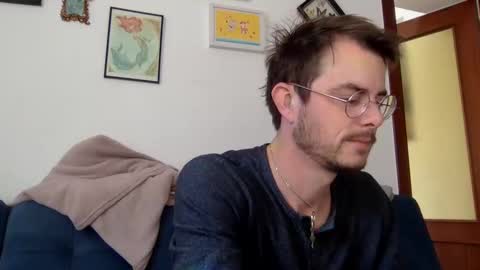 Snapshot of vivid_ether chatting on February 26, 2025, 9:21 am Viv online show from February 26, 2025, 9:21 am