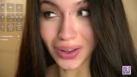 Nelly and Mari online show from November 6, 2025, 7:20 am