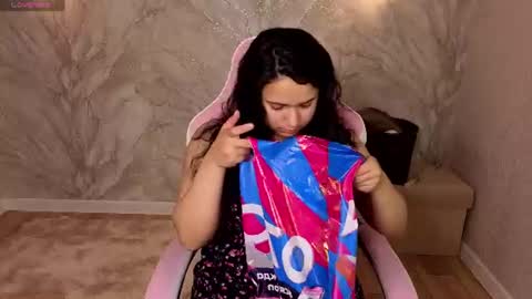 vivien_ross online show from June 29, 2026, 1:45 am
